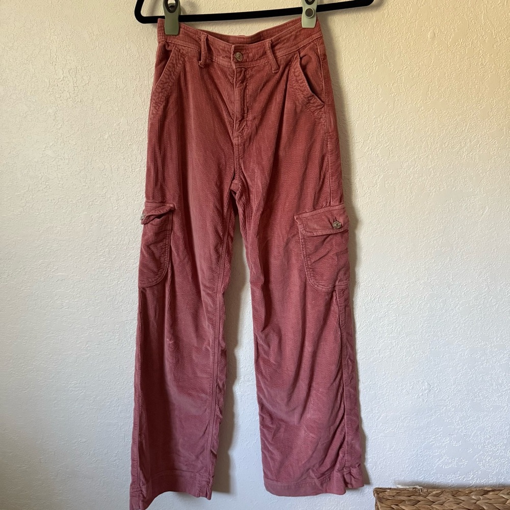 American Eagle Outfitters High Rise Pink Corduroy Wide Leg Cargo, S 00